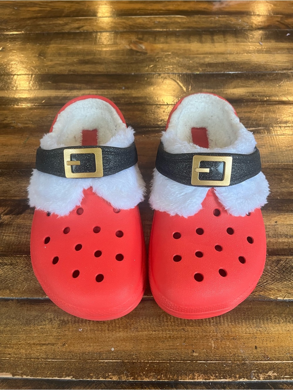 Kids Lined Santa Claus Crocs Clogs Size 3Y Slip-On Shoes Christmas Red EUC